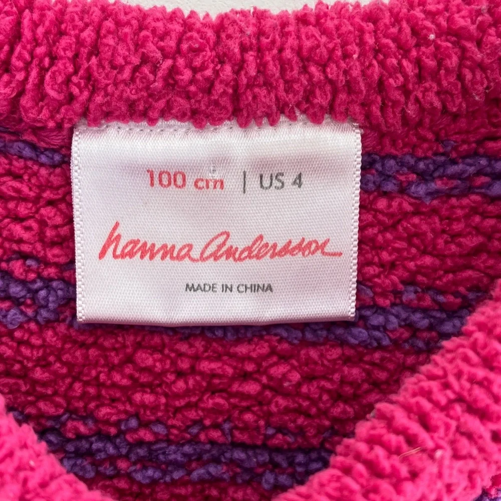 Hanna Andersson Sweater (size 100)